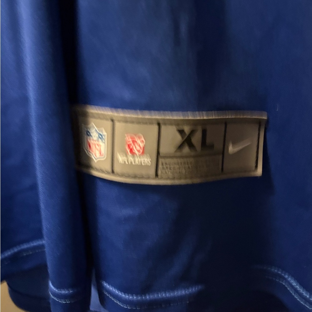 Three jerseys - Picture 13 of 13
